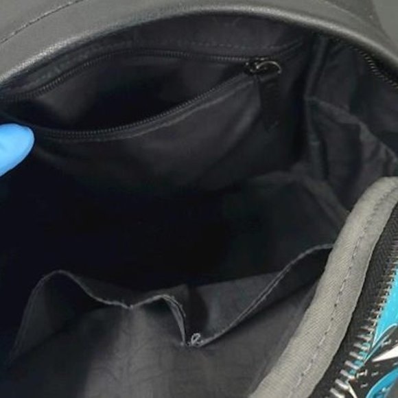 Danielle Nicole Disney Star Wars "Last Duel" Darth Vader / Luke Mini-Backpack - Picture 4 of 5